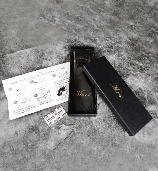 Cut-Throat Razor Shavette - Uses Replaceable Blades